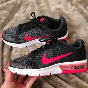 Nike Air Max Sequent 2
